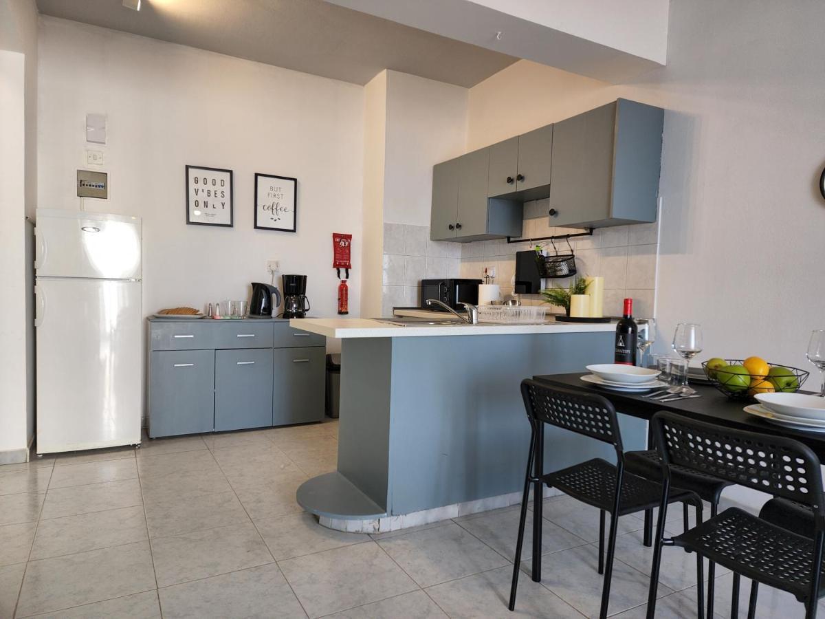 Kay'S City & Seaview One Bedroom Apartment Larnaca Exterior foto