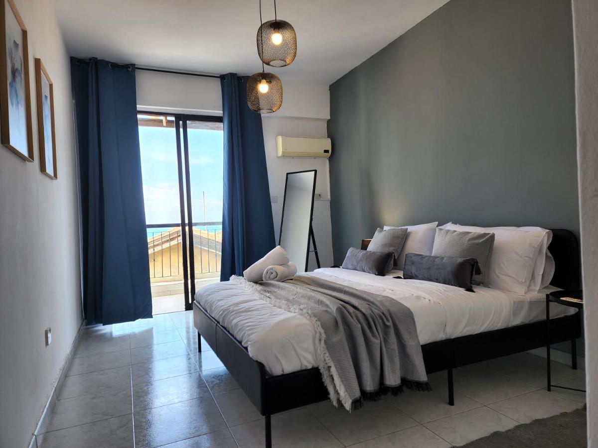 Kay'S City & Seaview One Bedroom Apartment Larnaca Exterior foto